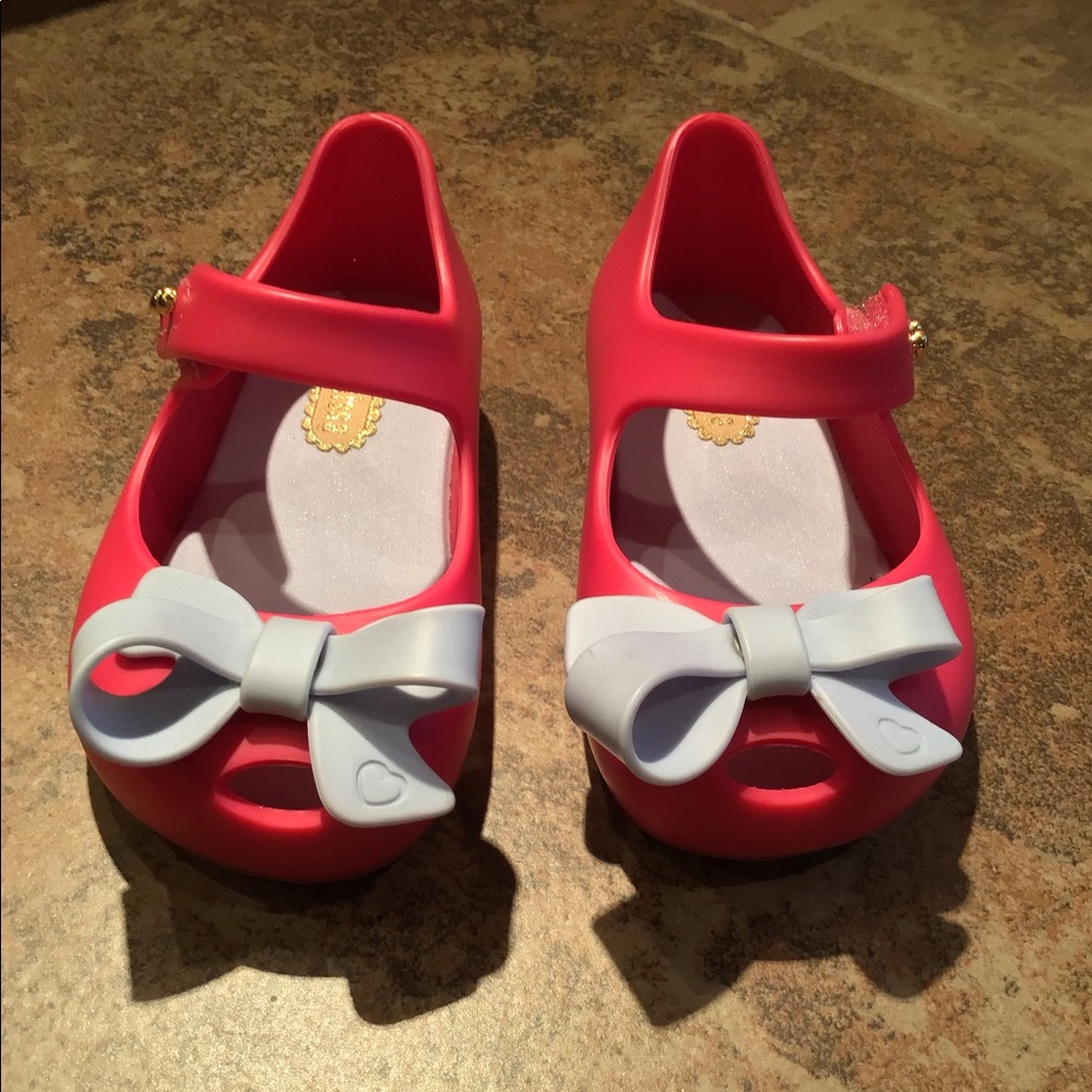 Mini Melissa Peep toe shoe